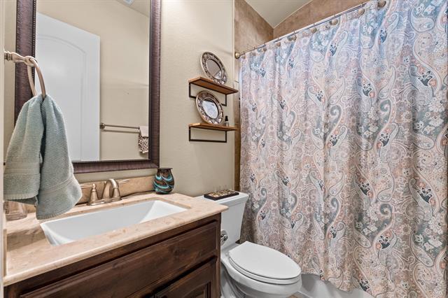 Photo - 1729 Halifax St