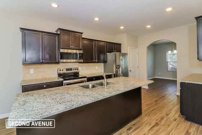 Photo - 2591 Grayton Loop