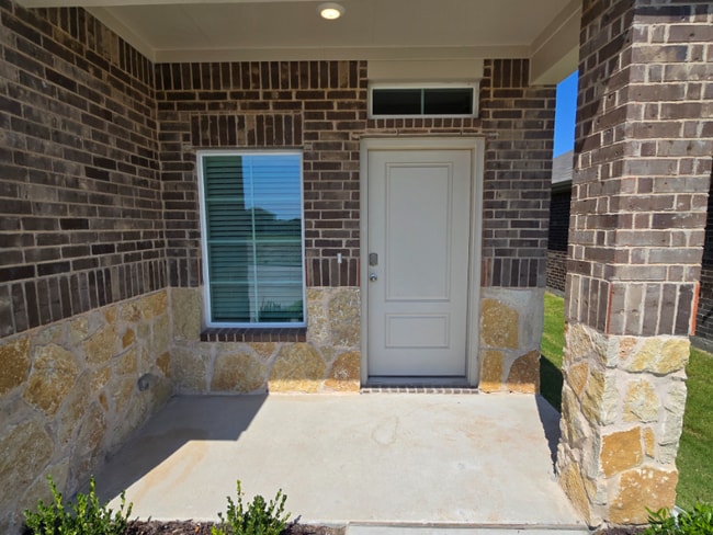 Photo - 1606 Potomac Ln