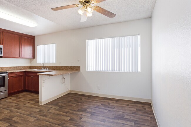 Photo - Carlton Ridge *1st Month Free OAC*