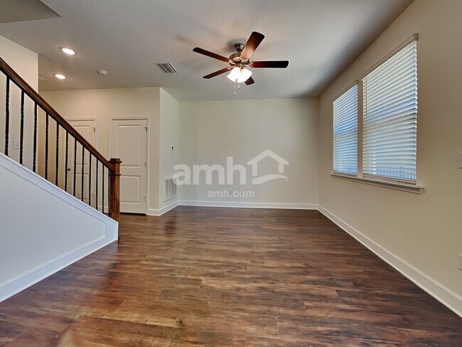 Photo - 1010 Tan Tara Trl