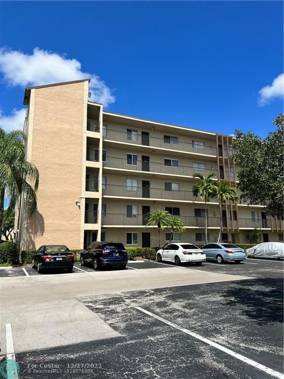 Photo - 7840 NW 50th St Condominio Unidad 102