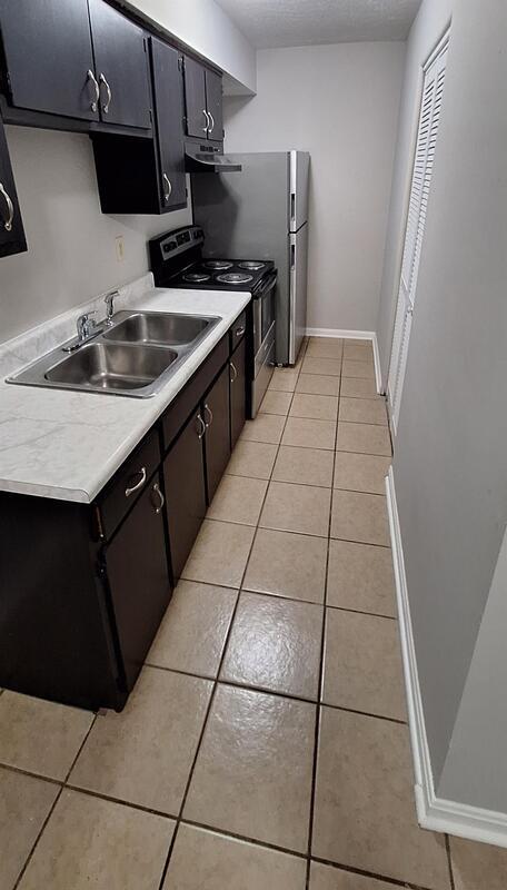 Building Photo - 672 Knox Blvd Unit 40 Rental