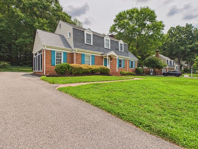 Building Photo - 1519 Chauncey Ln