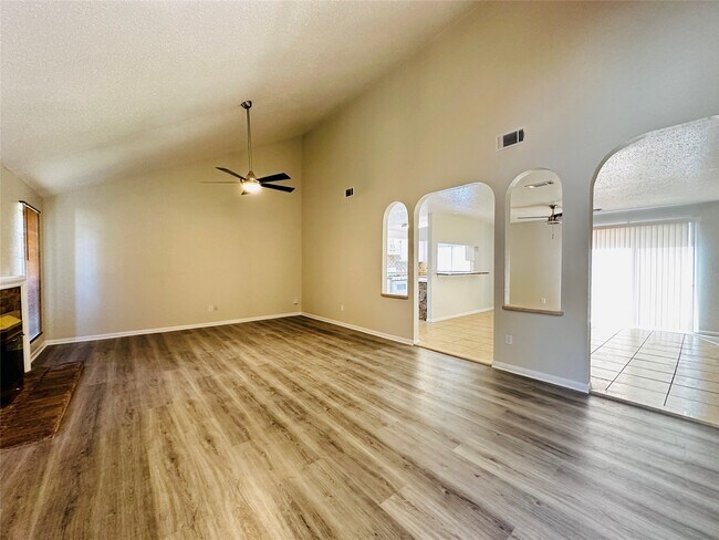 Photo - 12315 Dapple Ln