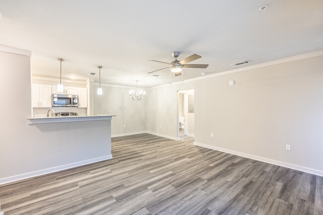 Eagles Landing Luxury Apartment Homes