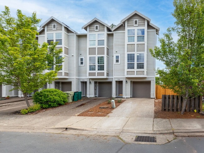 Photo - 3938 SW 182nd Pl