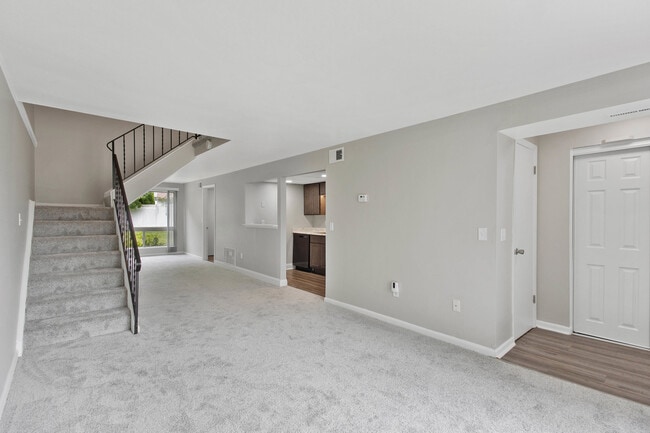Eagles Pointe Townhomes