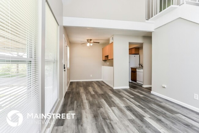 Photo - 448 Far Hill Dr