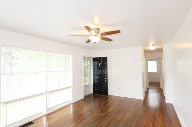Photo - 3006 Manor Dr
