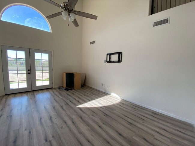 Photo - 10254 Hopi Ln