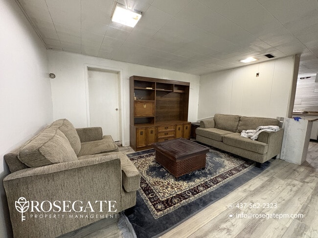 Photo - All-Inclusive 2-Bedroom Basement Apartment with 2 Parking Spaces – Niagara Falls Unit 2