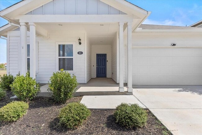 Photo - 261 Hortus Dr