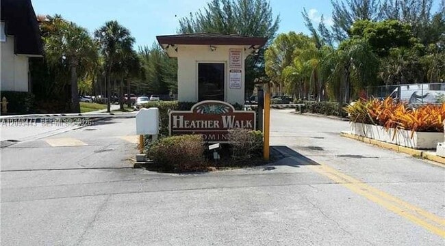 Photo - 9006 SW 137th St Unit 18