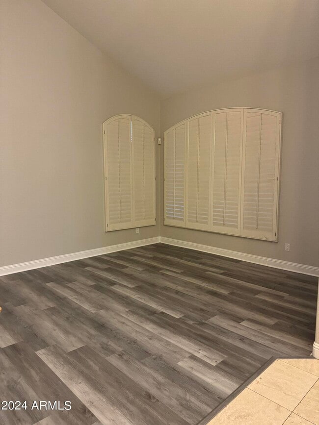 Photo - 3216 N 109th Ave
