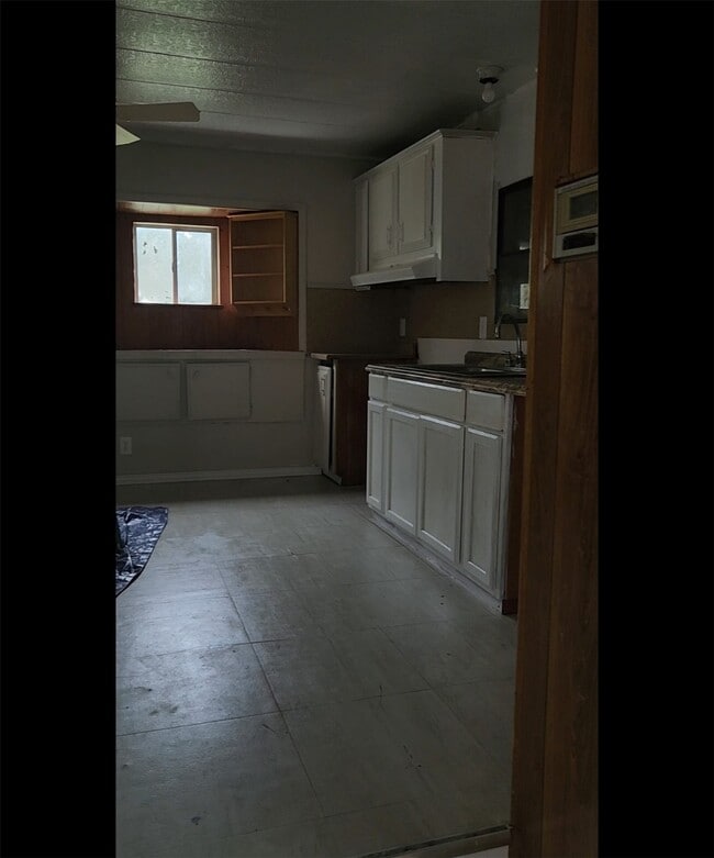 Photo - 412 Cottonwood Church Rd