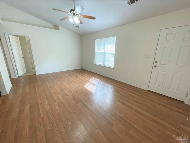 Photo - 1786 Kell Rd