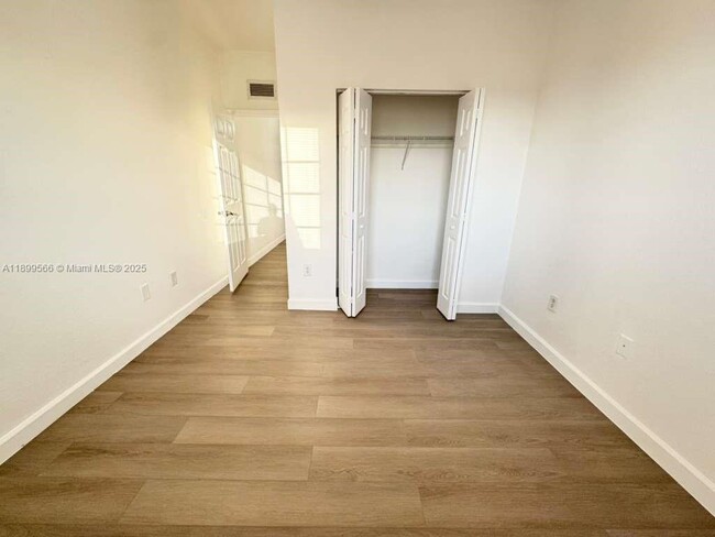 Photo - 2962 NW 35th Ave