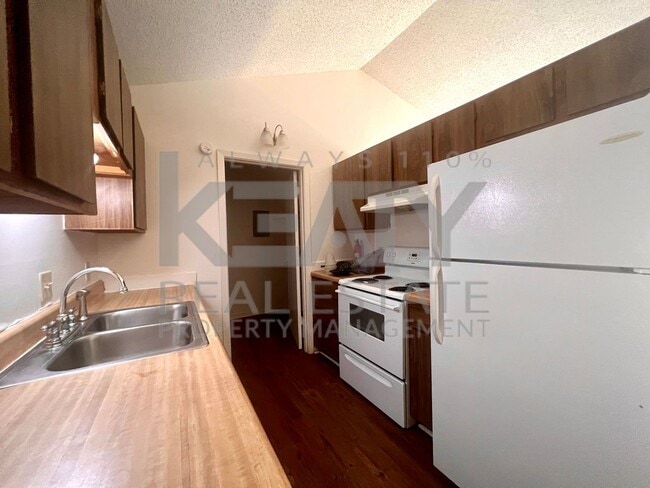 Photo - 809 Fox Run Ave Unit 1