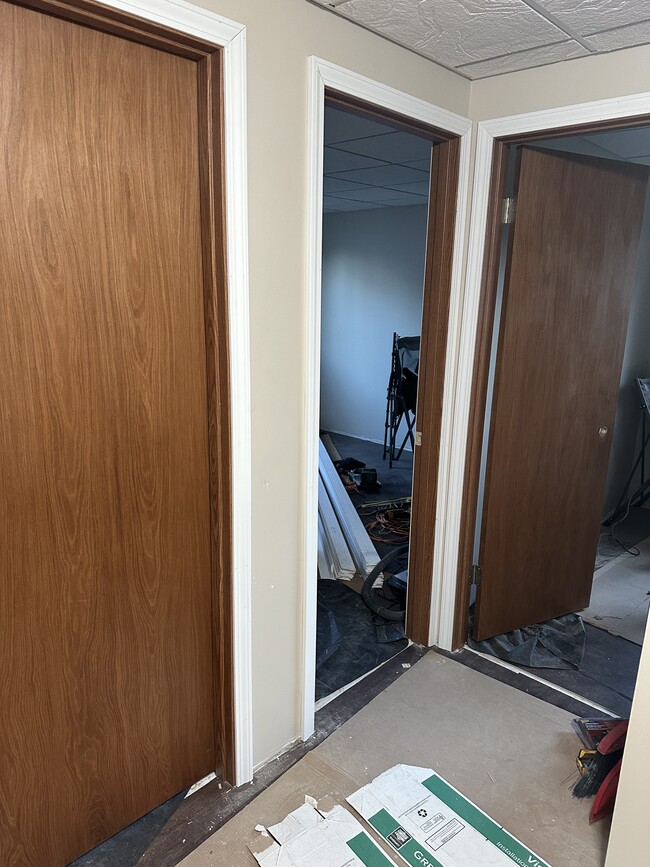 Building Photo - 1134 Birchmont Dr NE Unit B