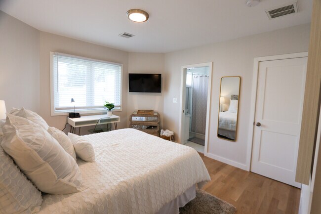 Photo - 75 Thorndike St Unidad 2