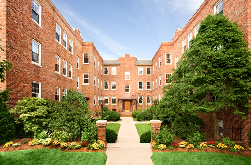 Auburn Harris Courtyard - Building Facade - CHR Brookline - Coolidge Corner Communities