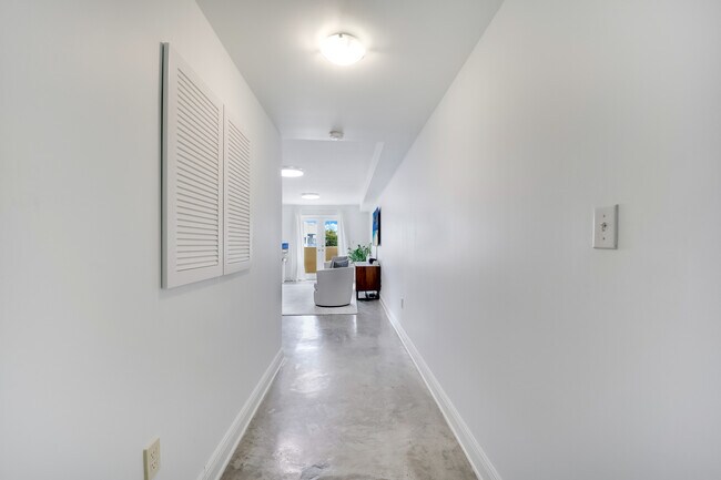 Photo - 227 Michigan Ave Unit 406