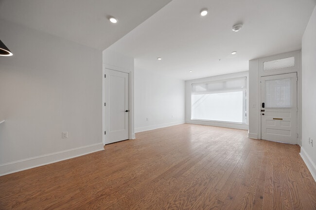 Photo - 835-839 N Tatnall St