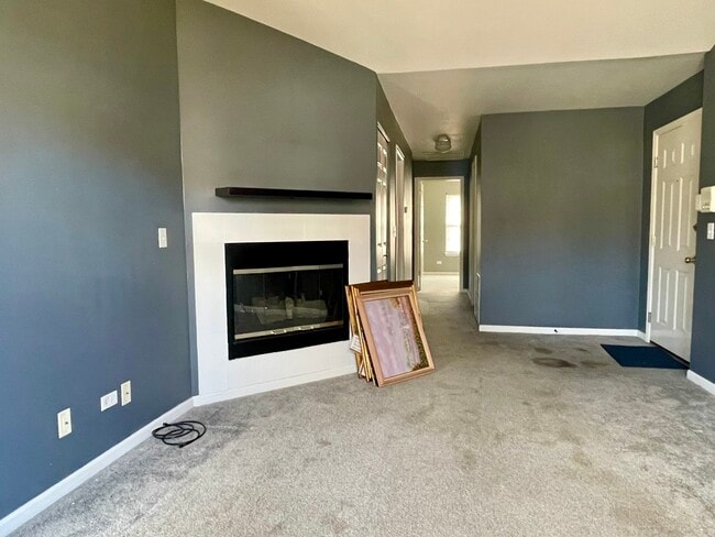 Photo - 1179 N Village Dr Unit 3