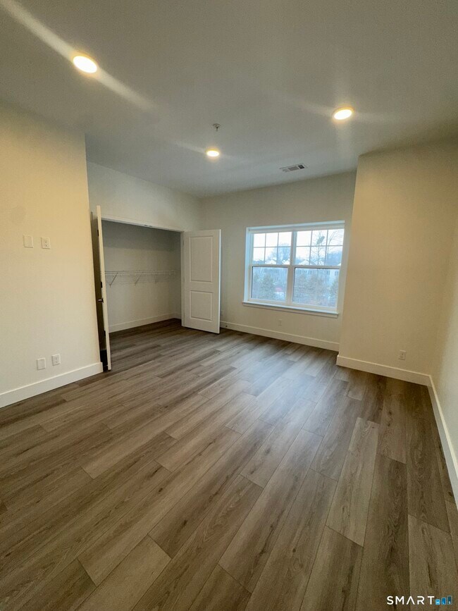 Photo - 414 Berlin Tpke Unit 1108