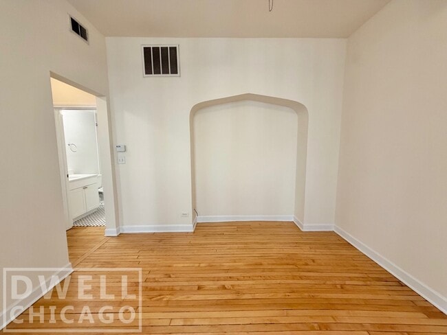 Photo - 2130 W Concord Pl Unit 1R