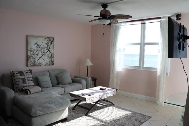 Photo - 3001 S Ocean Dr Unit 1011