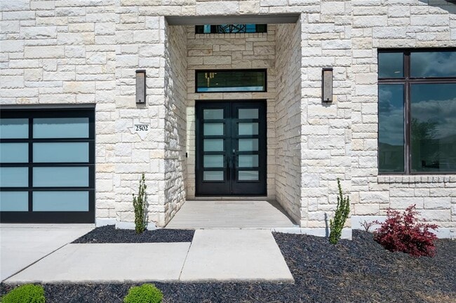 Photo - 2502 Sunset Vista Cir