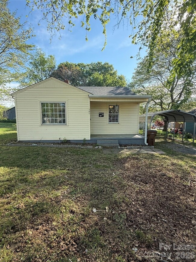 Building Photo - 509 Rhyne St