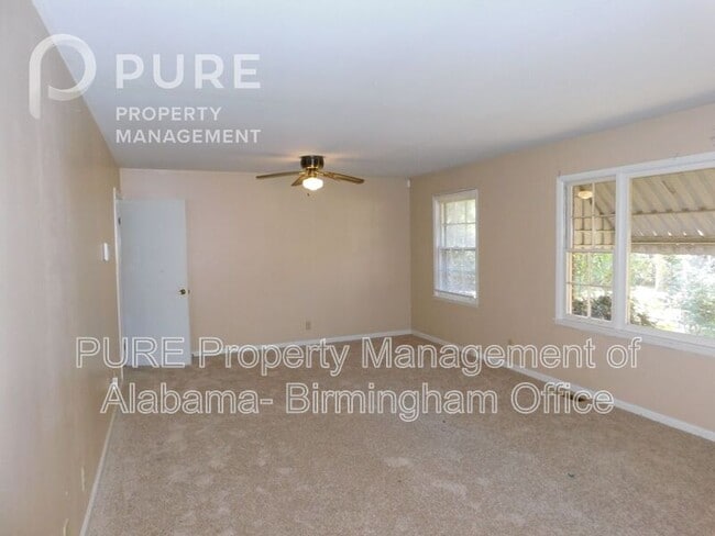 Photo - 117 22nd Ave NE