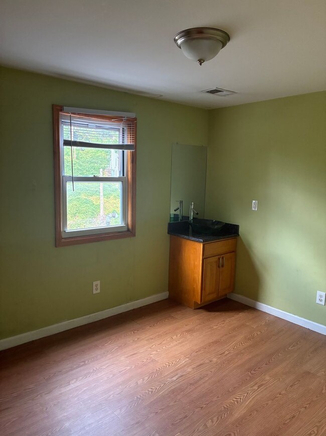 Photo - 53 Bates St Unit 53 Bates St 2