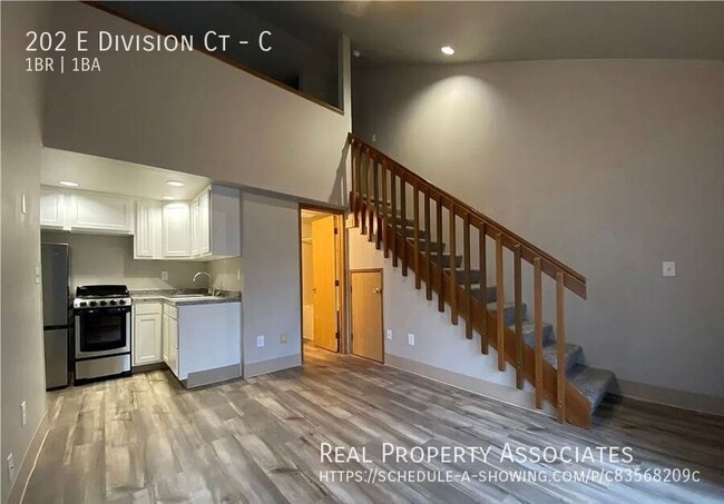 Photo - 202 E Division Ct Unit C