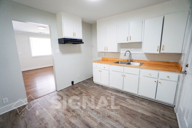 Photo - 3909 39th Ct N
