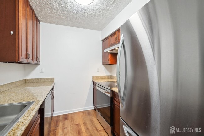 Photo - 701 Aspen Dr