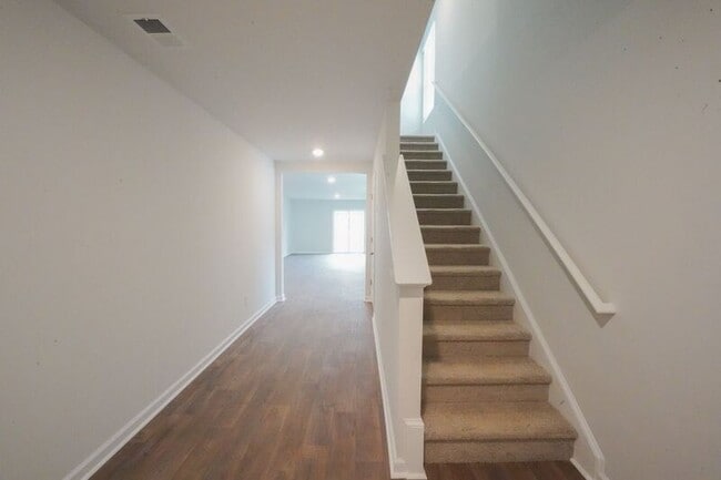 Photo - 463 Coconut Dr