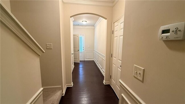 Photo - 333 Knelston Oak Dr NE