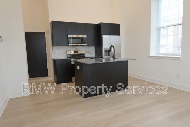 Photo - 1901 E Willard St Condo