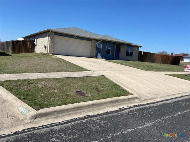 Photo - 4102 Waterproof Dr