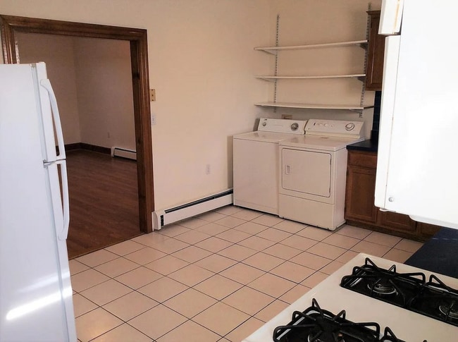 Photo - 2036 Massachusetts Ave Unidad 1