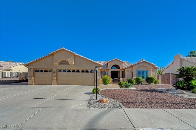 Building Photo - 6317 W Canyon Ridge Dr Rental