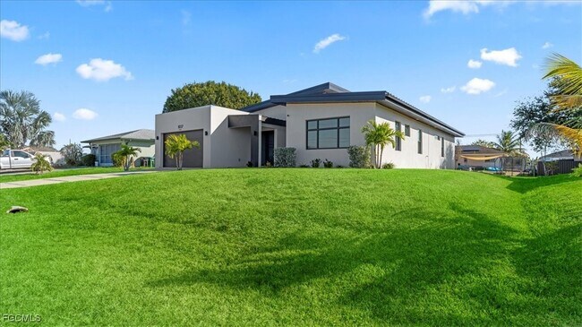 Photo - 1017 NE 4th Pl