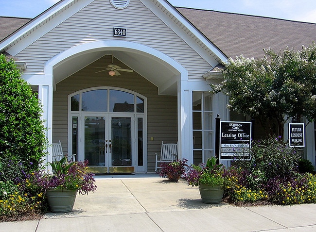 Madison Glen - Madison Glen Apartments