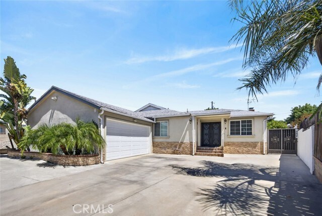 Photo - 14827 Dearborn St