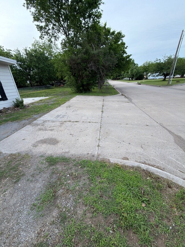 Photo - 45 E Smith Ave