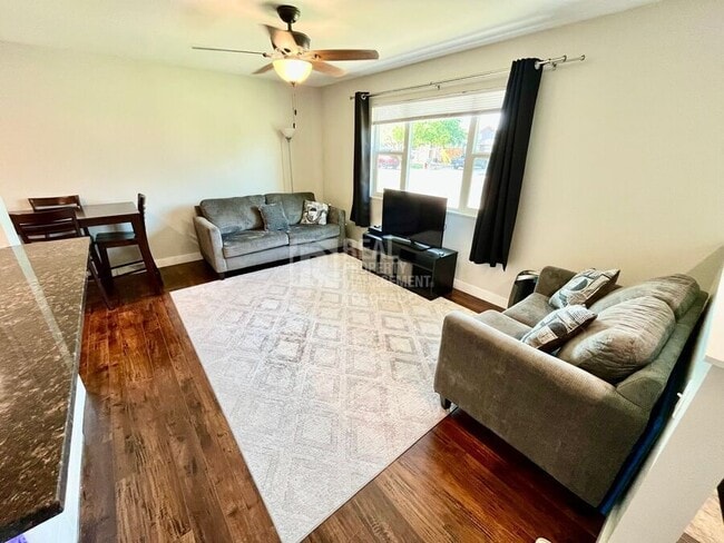 Photo - 4524 W 1st Street Rd